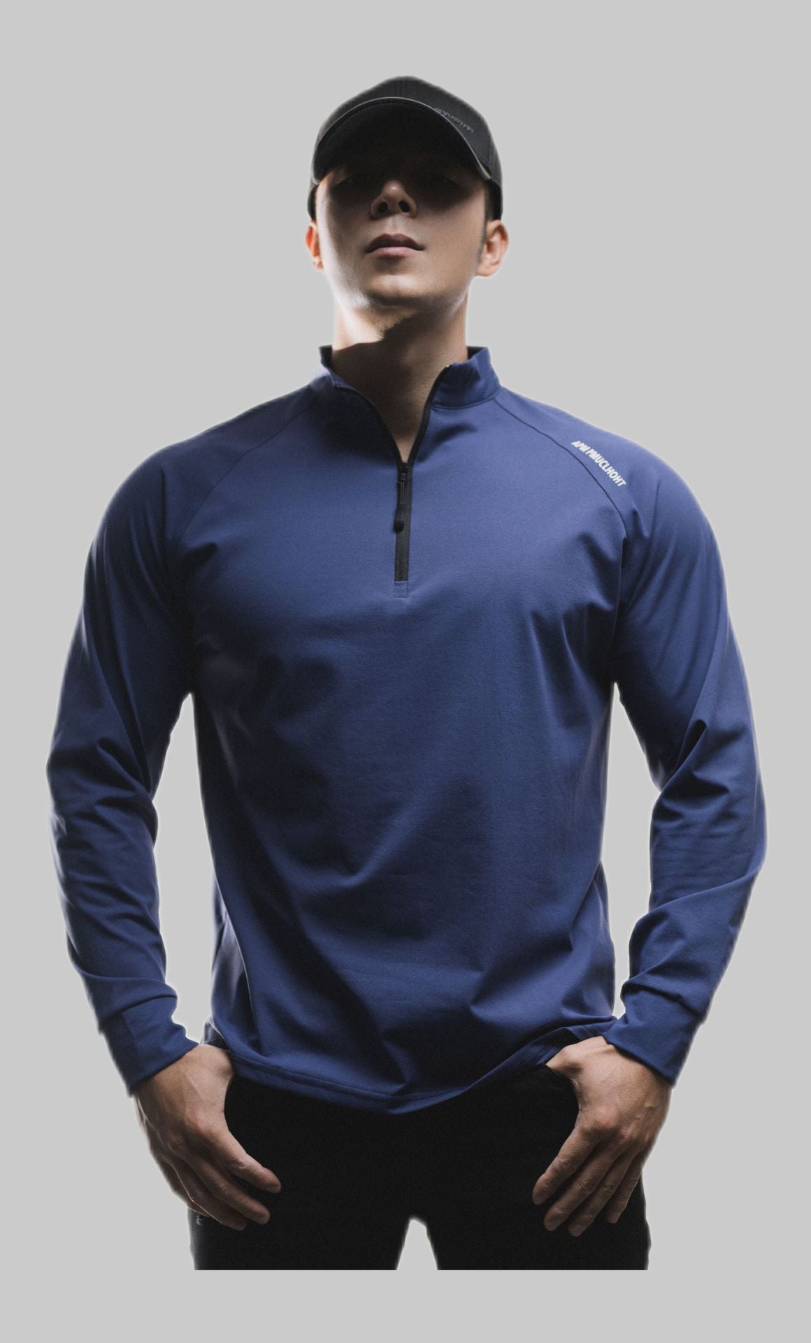 The Motion Quarter Zip